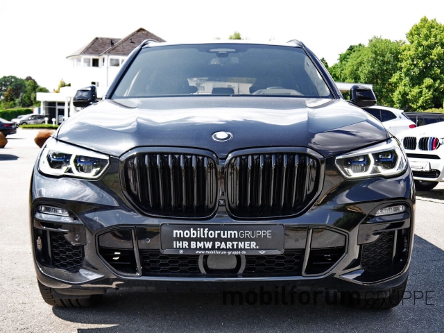 BMW X5 M50