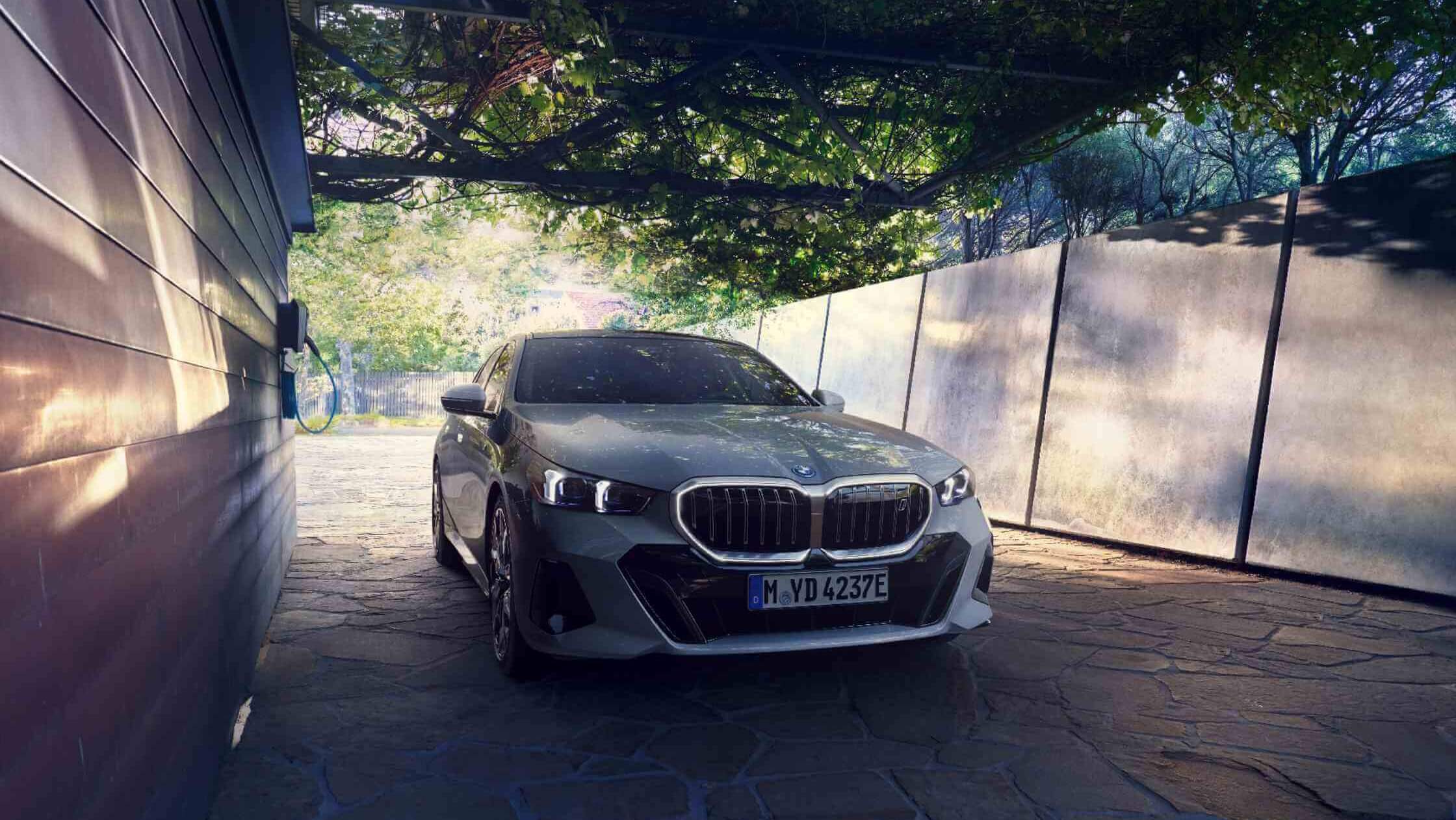 BMW elektrifiziert von E-Modellen bis zur Ladestation